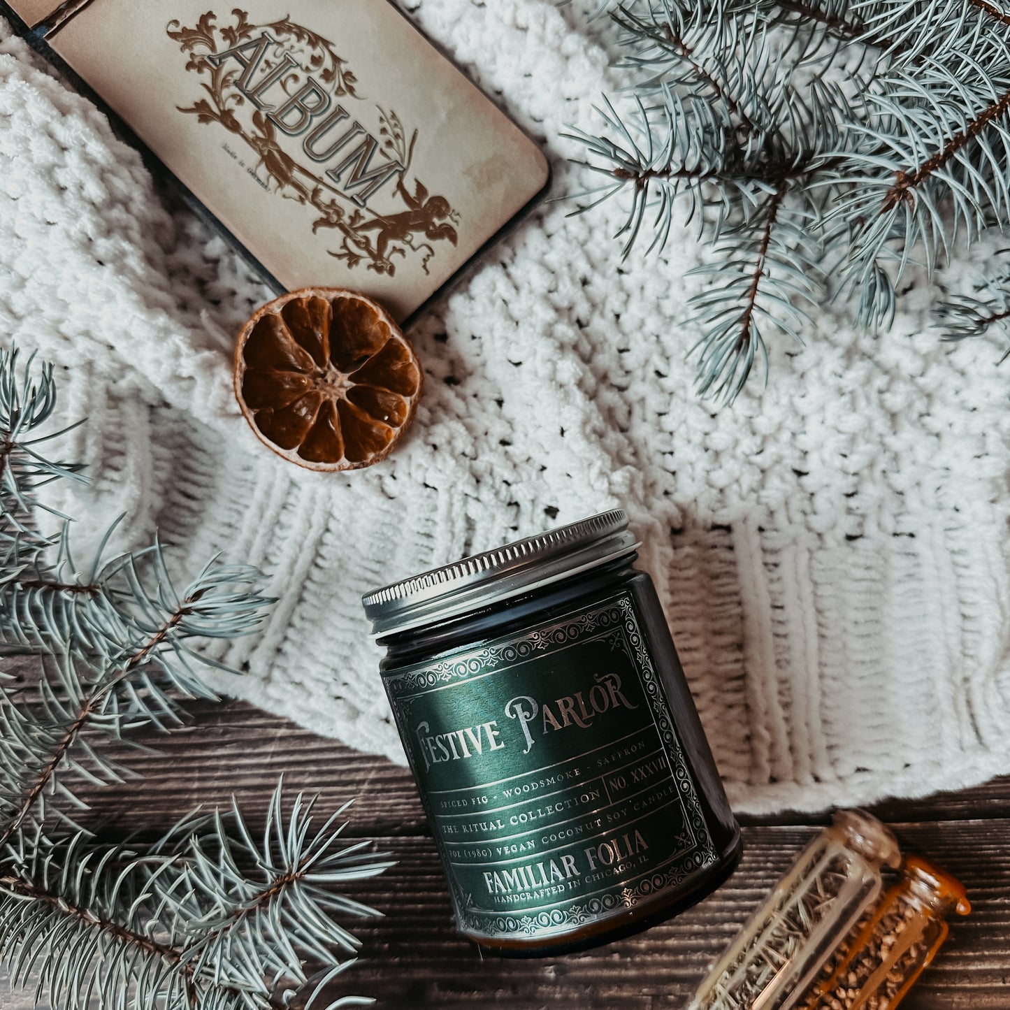 Festive Parlor (Spiced Fig & Woodsmoke)